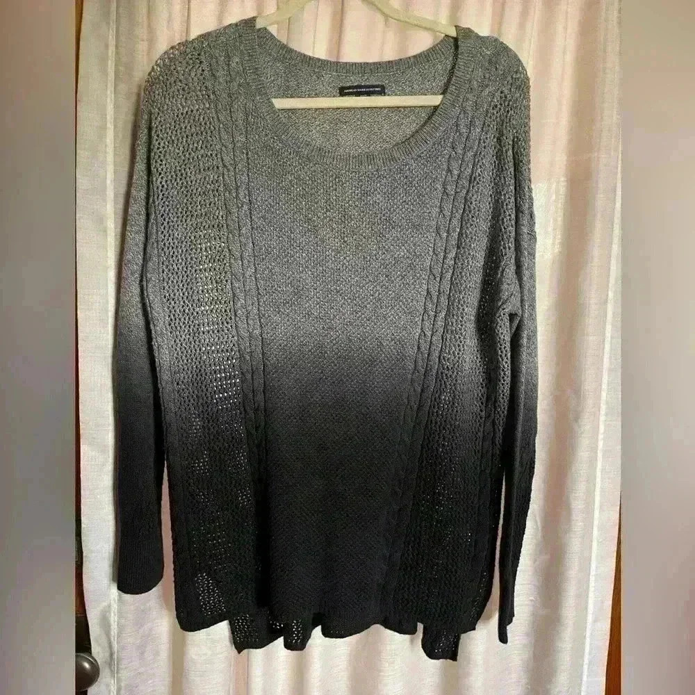 American eagle sweater
